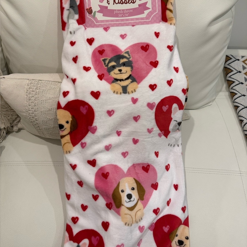 Adorable Puppy Heart Plush Throw Blanket